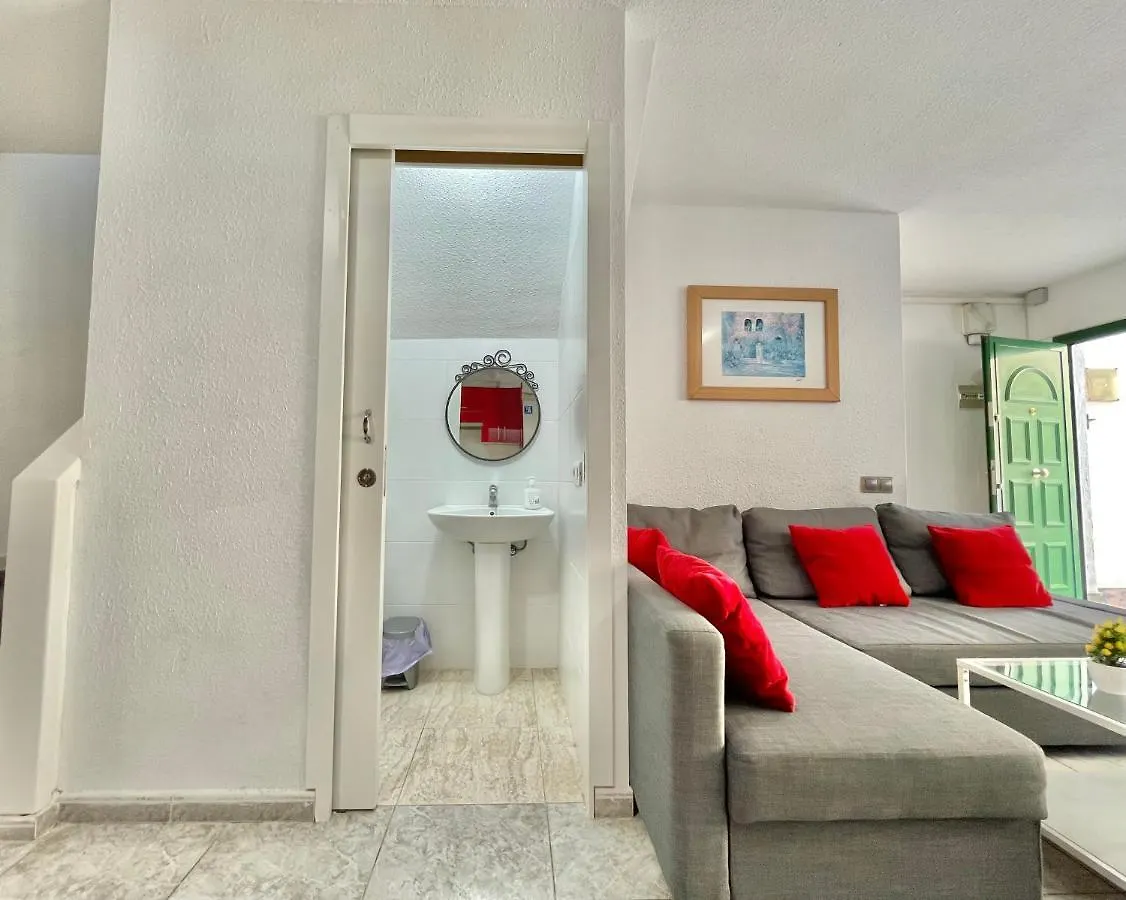 Relax Beach House Puerto de Santiago  Holiday home Puerto de Santiago (Tenerife)