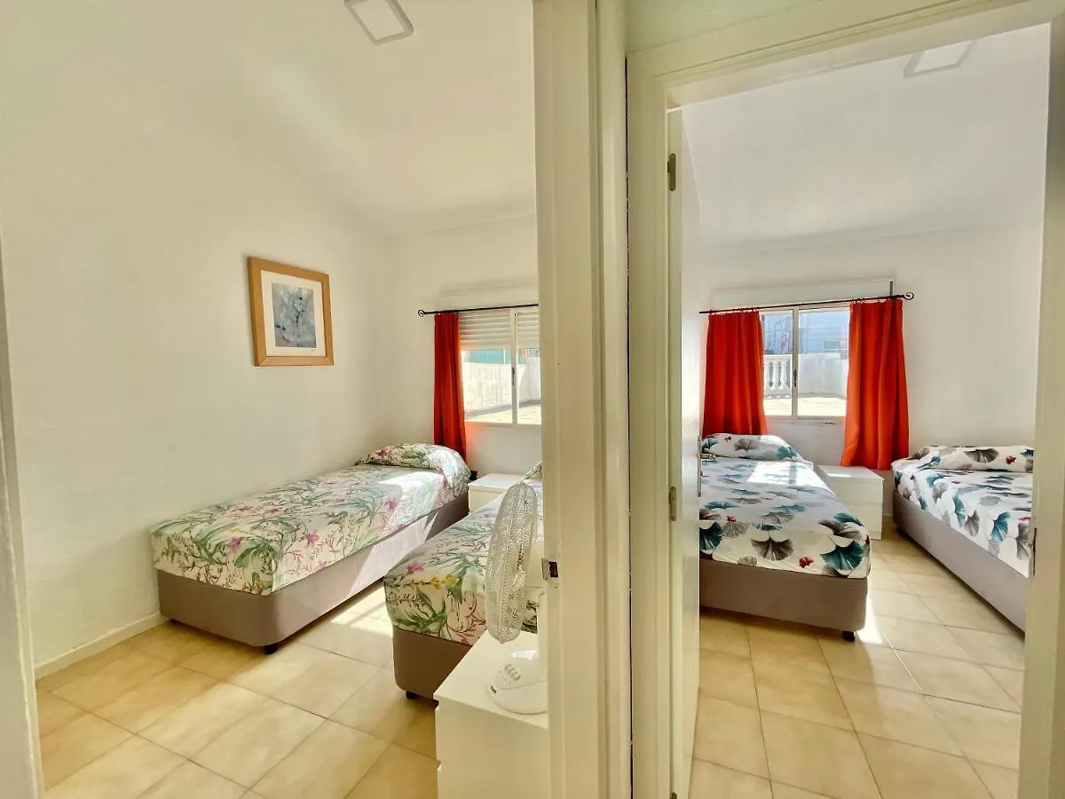 Relax Beach House Puerto de Santiago  Tatil Evi